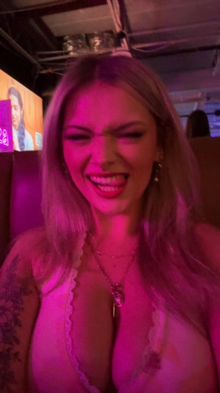 Locked livestream preview